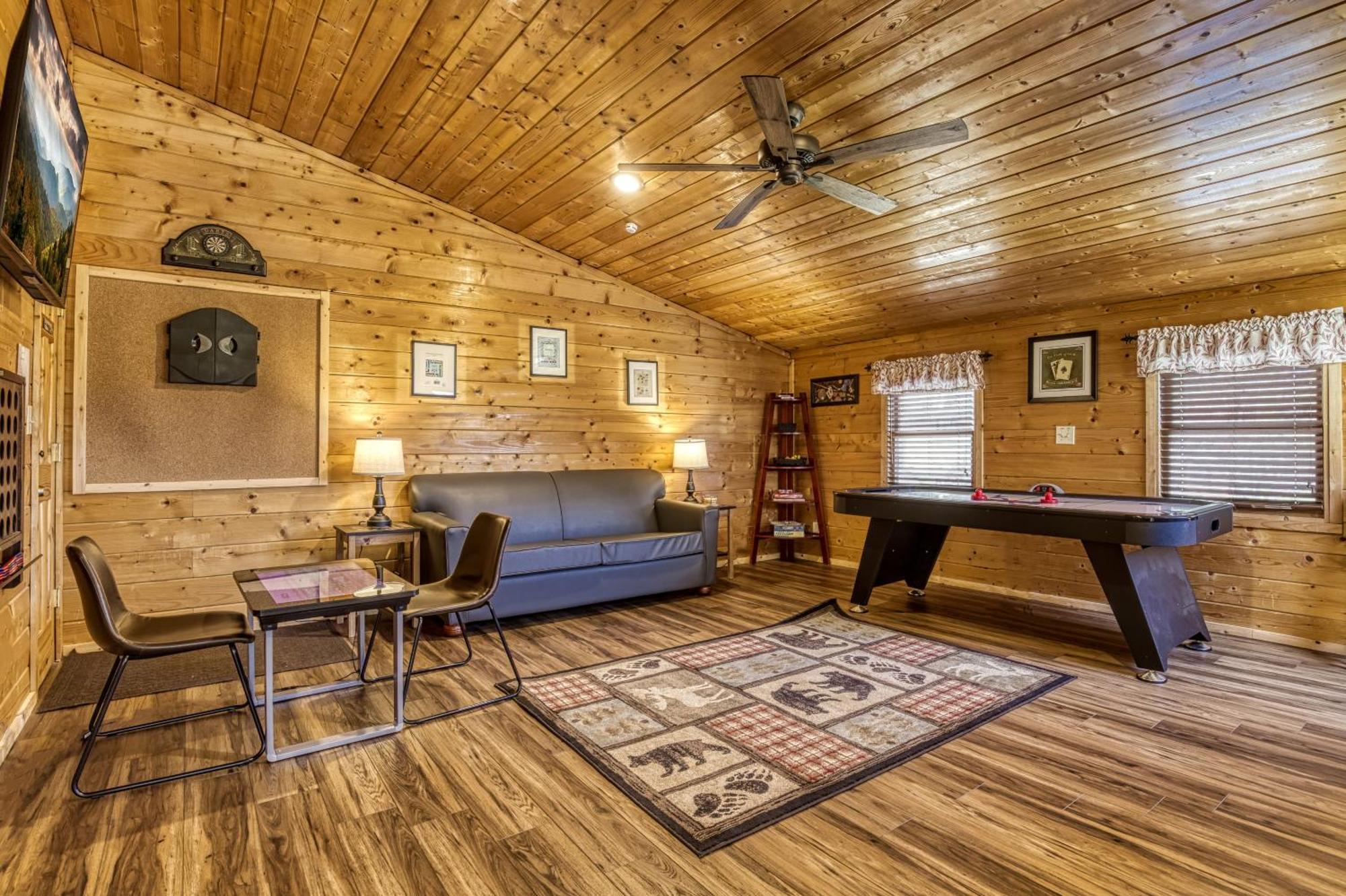 Sweet Seclusion, Hot Tub, Air Hockey, Wifi, 1089 Free Tickets Each Paid Day, Dollywood And More Sevierville Exterior photo